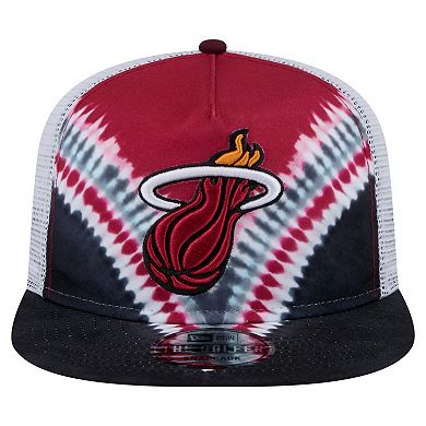 Men's New Era Black/Red Miami Heat Throwback Dye Golfer Snapback Hat