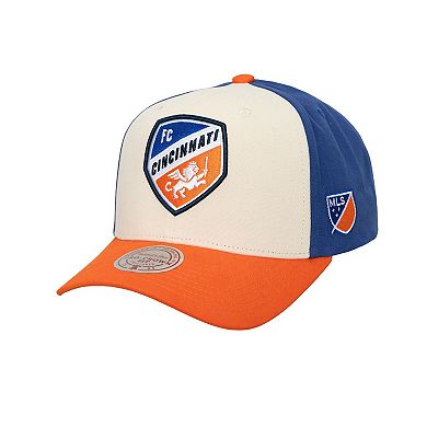 Men's Mitchell & Ness Cream FC Cincinnati Brushed Off Pro Crown Snapback Hat