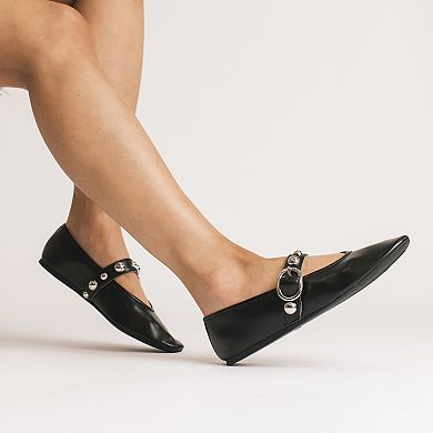 Journee Naveah Women's Studded Pointed Toe Casual Ballet Flats