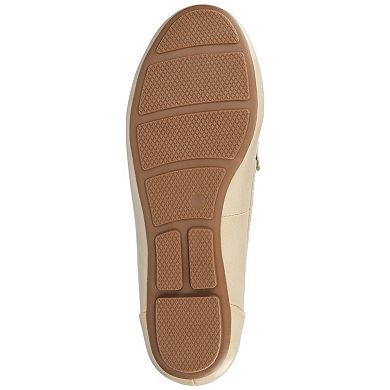 Journee Novella Medium and Wide Width Women's Flexible Round Toe Loafers