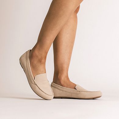 Journee Oreta Medium and Wide Width Women's Flexible Round Toe Loafers