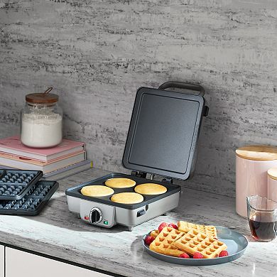 Cuisinart® Belgian Waffle Maker