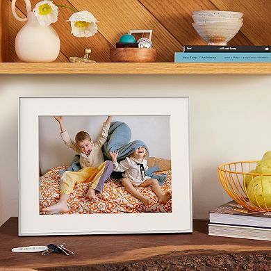 Aura Frames Walden by Aura 16-in. WiFi Digital Photo Frame