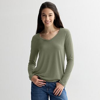 Juniors' SO® Long Sleeve V-Neck Tee