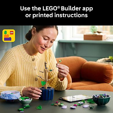 LEGO Botanicals Hibiscus Flower Building Kit 10372 (1,176 Pieces)
