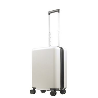 ful REVOLUTION 22.5 in Carry-On Luggage