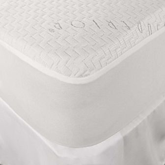 SUPERIOR Waterproof Rayon from Bamboo Blend Mattress Protector