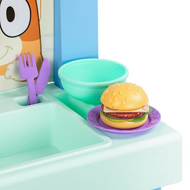 Bluey Deluxe Cook and Clean Kitchen Playset with Accessories