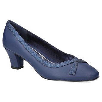 Easy Street Kata Women's Slip-On Pumps