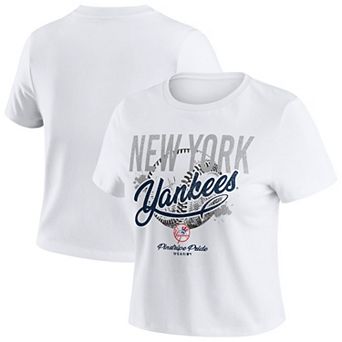 Women's�WEAR by Erin Andrews White New York Yankees Distressed Cropped Baby T-Shirt