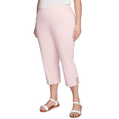 Hearts of Palm Plus Size In Black & White Solid Pull On Capri