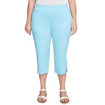 Hearts of Palm Plus Size It's A Spring Thing Solid Pull On Capri