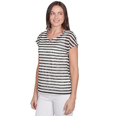 Hearts of Palm Women's In Black & White Short Sleeve Stripe Top
