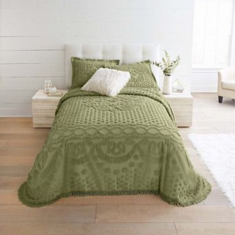BrylaneHome 100% Cotton Georgia Chenille Bedspread