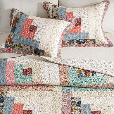 Wholinens Real Floral Patchwork Reversible Quilt Set
