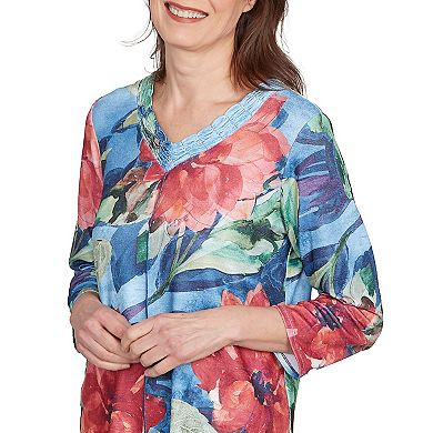Petite Alfred Dunner Dramatic V-Neck Floral Top