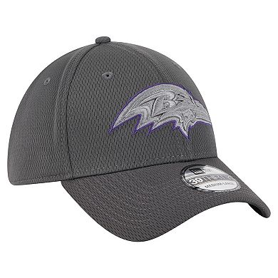 Men's New Era Graphite Baltimore Ravens Main 39THIRTY Flex Hat