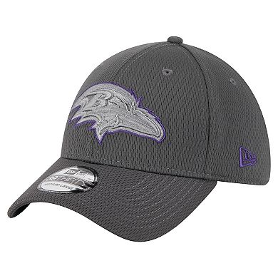 Men's New Era Graphite Baltimore Ravens Main 39THIRTY Flex Hat