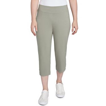 Hearts of Palm Women's Spring Forward Solid Capri