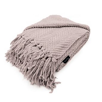 Nicole Miller Chunky Knit Throw Blanket