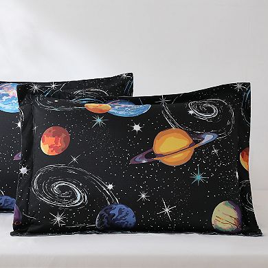 Lush Decor Mysterious Universe Comforter Set