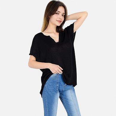 Women's V-Neck Knit Top with Short Sleeves and Relaxed Fit