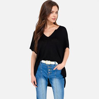 Women's V-Neck Knit Top with Short Sleeves and Relaxed Fit