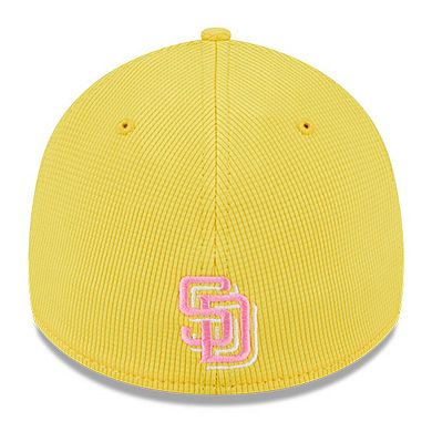 Men's New Era Yellow San Diego Padres City Connect Batting Practice 39THIRTY Flex Hat