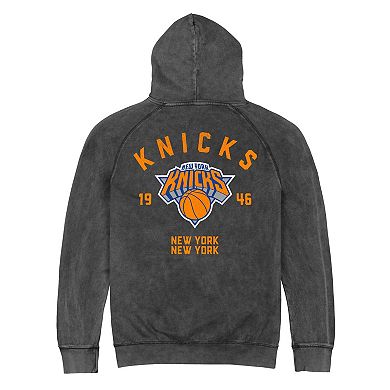 Men's�Stadium Essentials Charcoal New York Knicks Vintage Raglan Pullover Hoodie