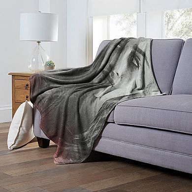 Warner Bros. Game Of Thrones Daenerys Season 4 Silk Touch Throw Blanket 50x60 Inches