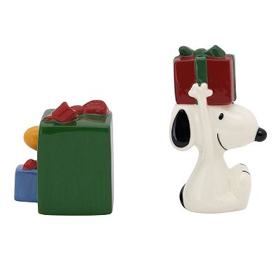 St. Nicholas Square Peanuts Holiday Salt & Pepper Set