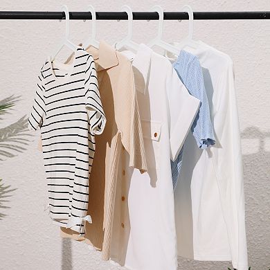 20 Pack Plastic Hangers, Durable Space Saving Clothes Hangers for Clothing, Closet, Shirts, or Pants