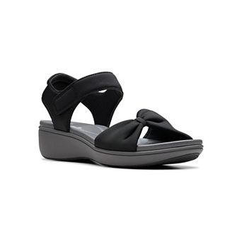 Clarks® BreezeRae Sara Women's Cushioned Slip-On Sandals