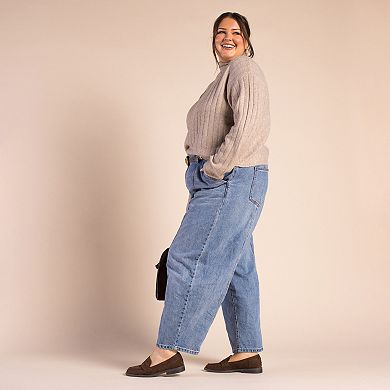 Journee Brooks Women's Round Toe Block Heel Comfort Penny Loafers