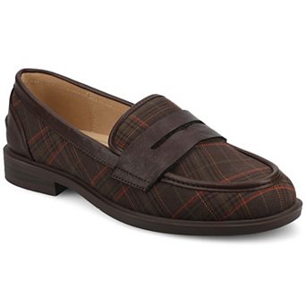 Journee Brooks Women's Round Toe Block Heel Comfort Penny Loafers