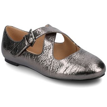 Journee Ivanna Women's Almond Toe Buckle Detail Mary Jane Flats