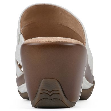 White Mountain Valora Women's Slip-On Clog Sandals