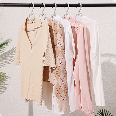 30 Pack Plastic Non-Slip Hangers with Heart Shape, Space Saving Clothes Hangers for Clothing, Closet