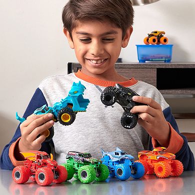 Monster Jam Monster Mutt vs. Dalmatian Die-Cast Monster Trucks 1:64 Scale 2-pc. Set