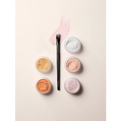 Secret Brightening Powder Brush