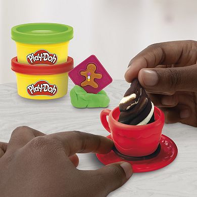 Play-Doh Holiday Advent Calendar with 24 Colors and Accessories