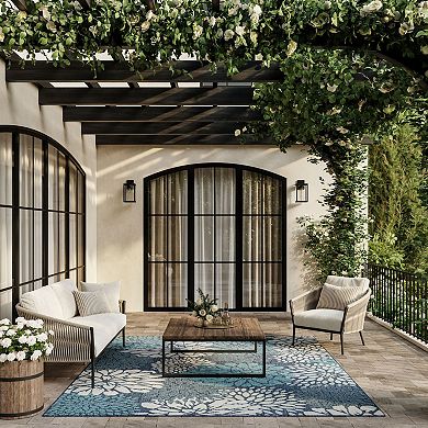 Nourison Garden Oasis Tropical Bloom Indoor/Outdoor Rug