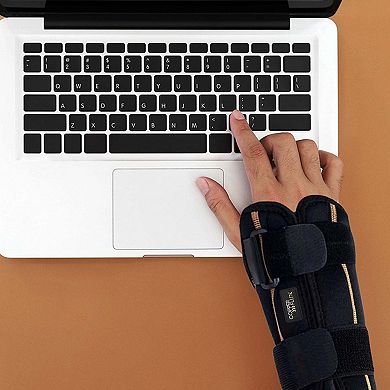 Wrist Brace with Hot/Cold Therapy Copper Infused