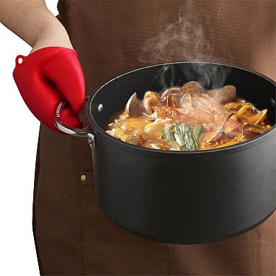 Wembley Silicone Lobster Pot Holder 2-pc. Set