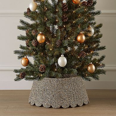 St. Nicholas Square Scalloped Seagrass Christmas Tree Collar
