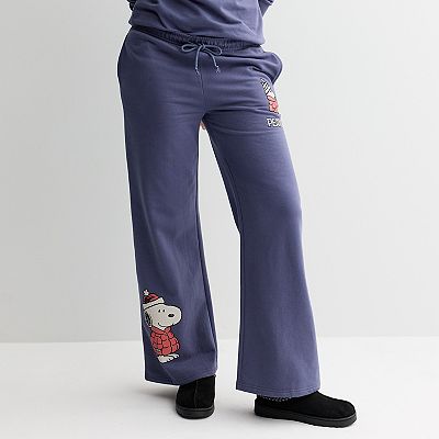 Juniors' Wide Leg Fleece Snoopy Sweatpants