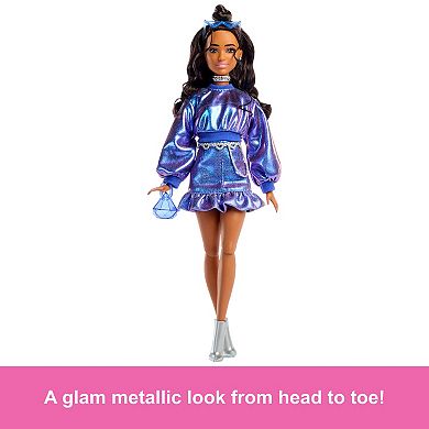 Barbie Deluxe Style Fashion Doll with Accessories
