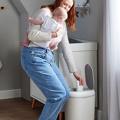 Shnuggle Squishy Changing Mat + Newborn Bath Bundle