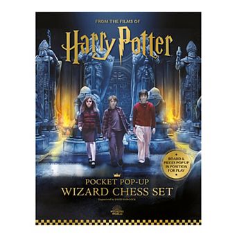 Insight Editions Harry Potter Pocket Pop-Up Wizard Chess Set