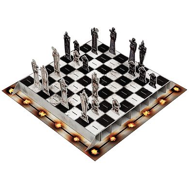 Insight Editions Harry Potter Pocket Pop-Up Wizard Chess Set